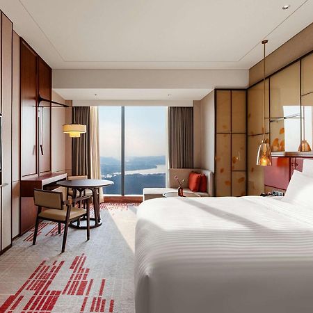 Отель Pullman Huizhou Kaisa Экстерьер фото