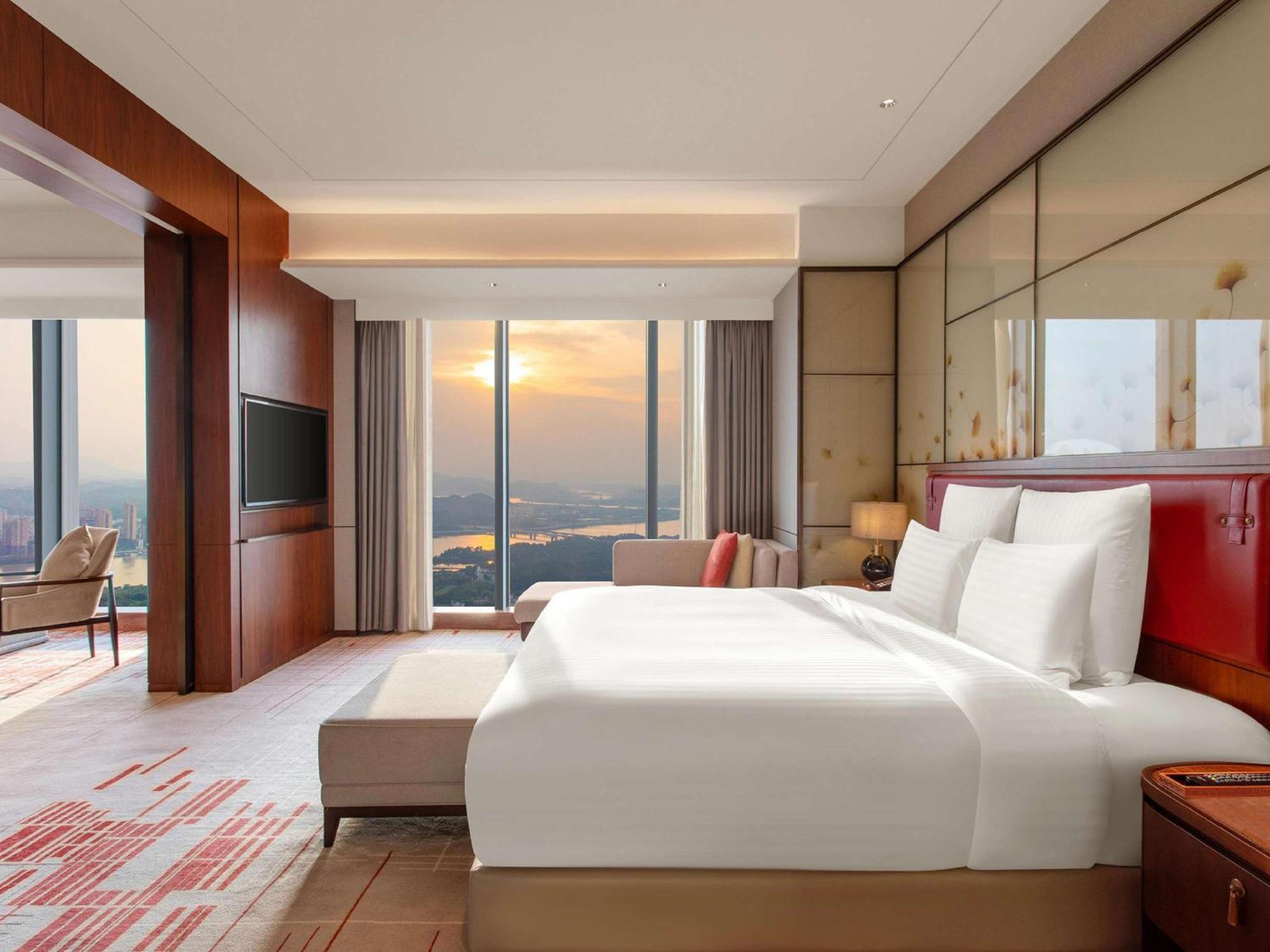 Отель Pullman Huizhou Kaisa Экстерьер фото